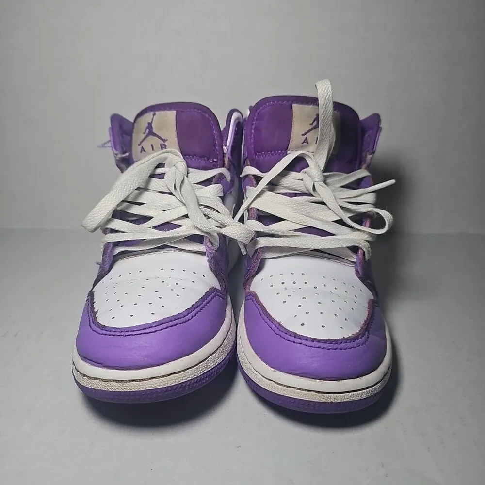 Nike Youth Purple Venom Air Jordans Hitops 4Y